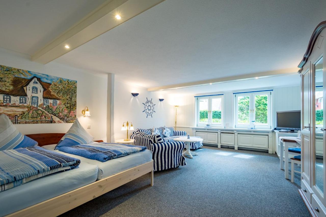 Inselhotel Arfsten Wyk auf Foehr Luaran gambar