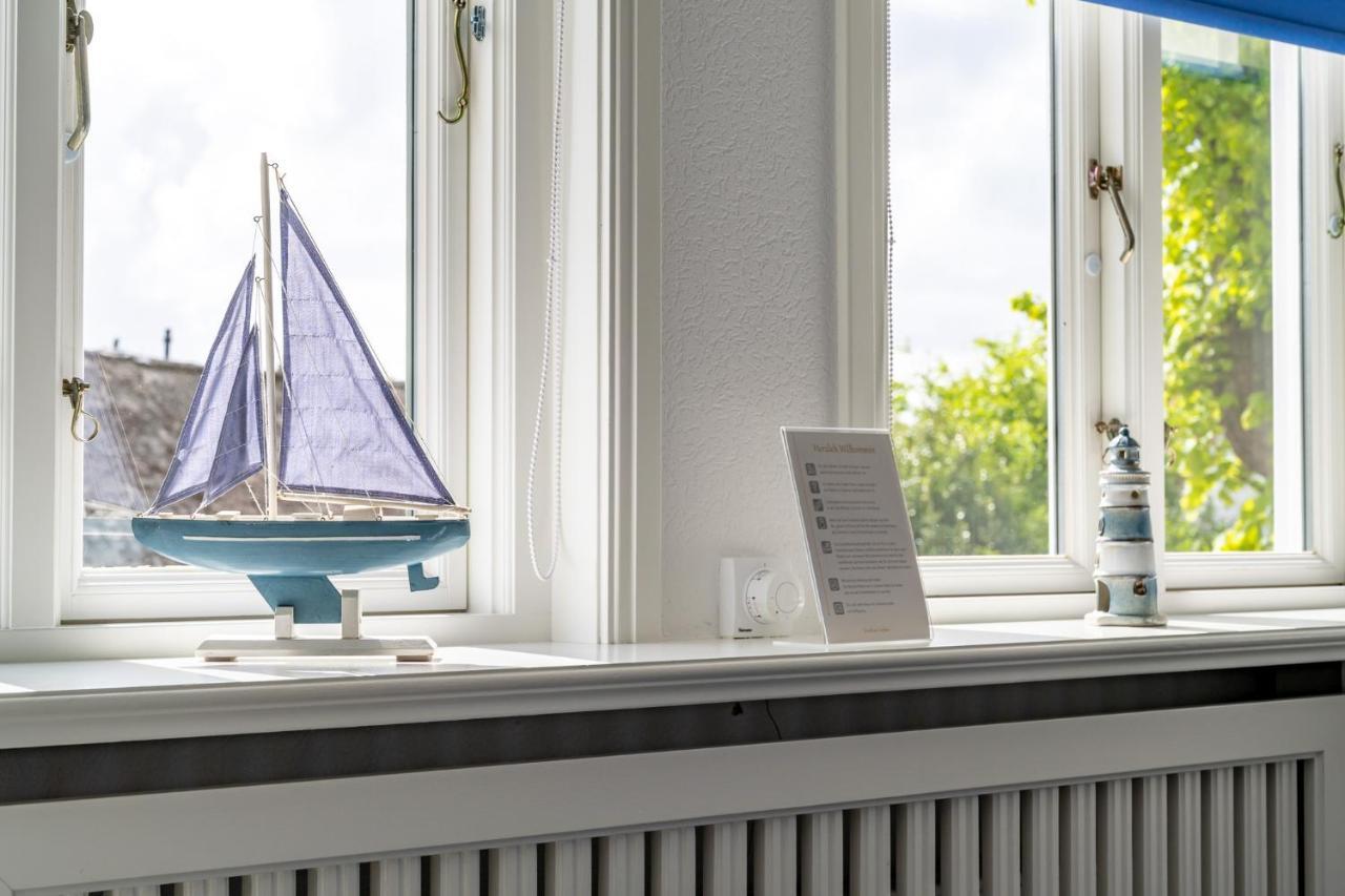 Inselhotel Arfsten Wyk auf Foehr Luaran gambar